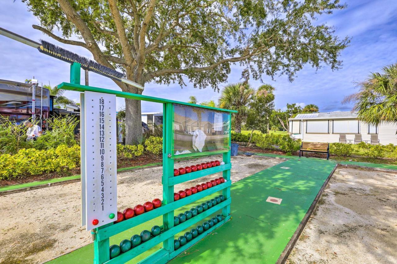 The Shell House In Titusville Pool, Golf Access Exteriér fotografie