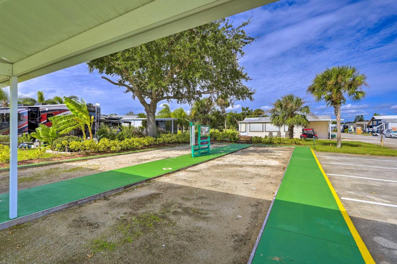 The Shell House In Titusville Pool, Golf Access Exteriér fotografie
